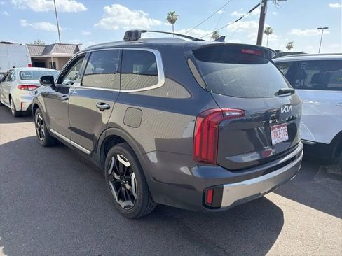 Used 2025 Kia Telluride S AWD/4WD image 4