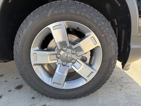 New 2025 Honda Ridgeline RTL image 11