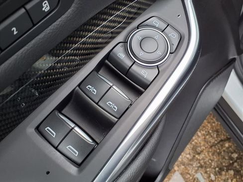 Certified 2022 Cadillac XT4 Sport w/ Cold Weather Package image 15