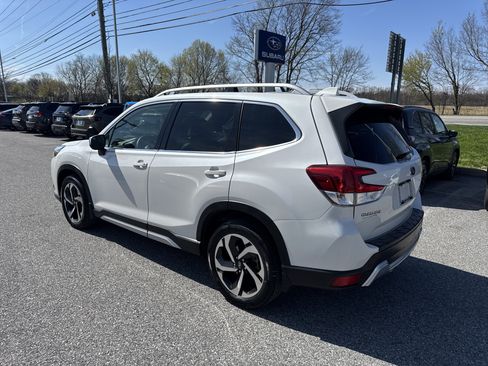 Used 2022 Subaru Forester Touring w/ Popular Package #2 AWD/4WD image 23