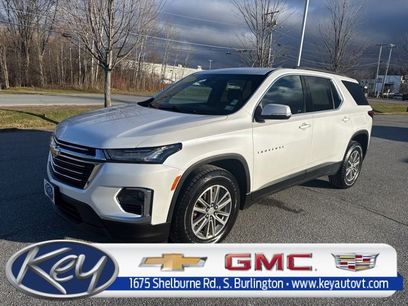 Used 2023 Chevrolet Traverse LT