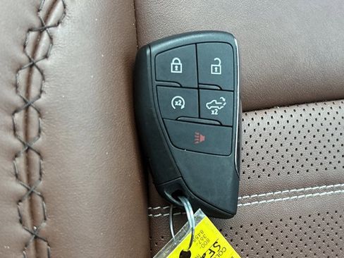 Used 2025 GMC Sierra 3500 Denali Ultimate image 51