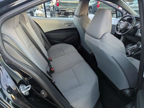 Used 2023 Toyota Corolla SE image 30