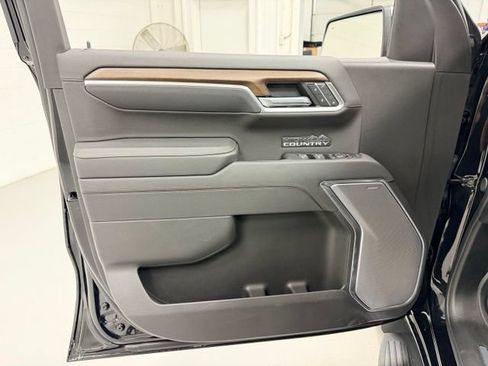 Certified 2026 Chevrolet Silverado 1500 High Country w/ High Country Premium Package AWD/4WD image 23