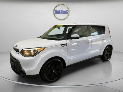 Used 2016 Kia Soul w/ Convenience Package