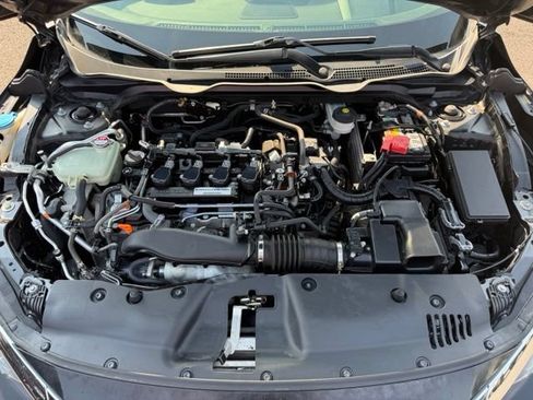Used 2017 Honda Civic Touring image 32