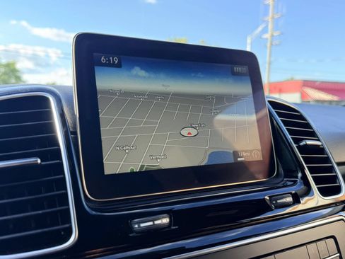 Used 2017 Mercedes-Benz GLE 350 4MATIC image 22