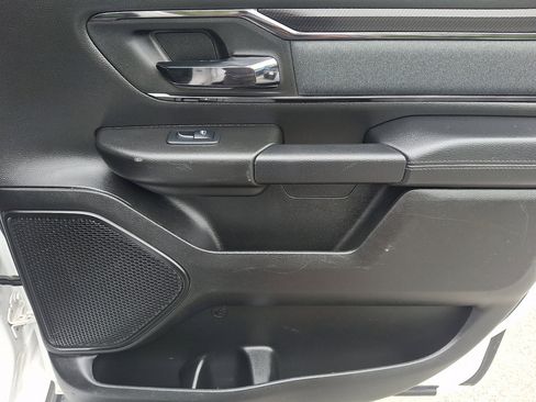 Used 2023 RAM 1500 Big Horn AWD/4WD image 14