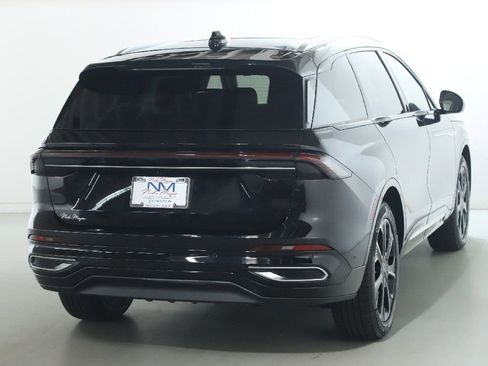 Used 2024 Lincoln Nautilus Reserve w/ Equipment Group 202A AWD/4WD image 49