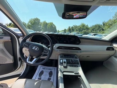 Used 2022 Hyundai Palisade SEL w/ 8P Bench Seat Package AWD/4WD image 11