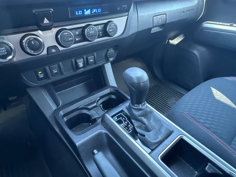 Used 2023 Toyota Tacoma SR5 w/ Technology Package image 30