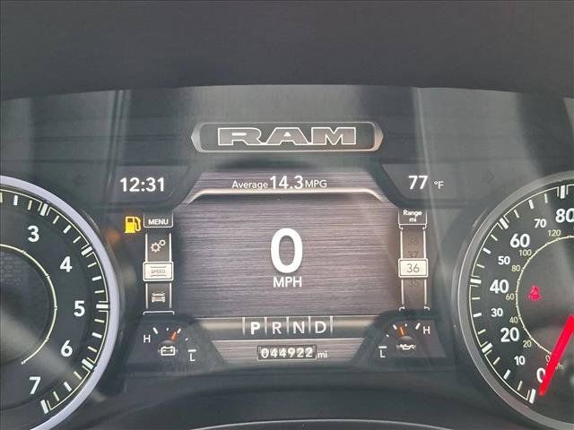 Used 2022 RAM 1500 Laramie AWD/4WD image 9