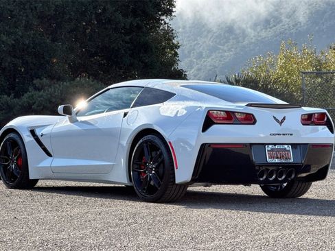 Used 2019 Chevrolet Corvette Stingray Coupe w/ 2LT Preferred Equipment Group image 6