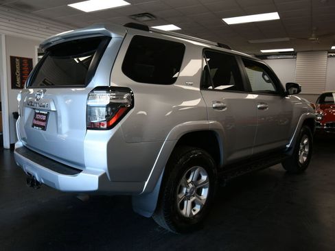 Certified 2024 Toyota 4Runner SR5 image 7