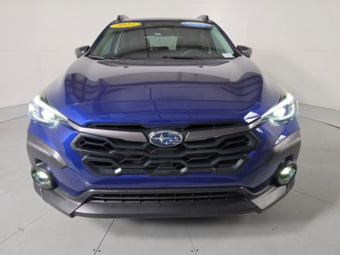 Certified 2025 Subaru Crosstrek 2.5i Limited w/ Popular Package #3A image 8