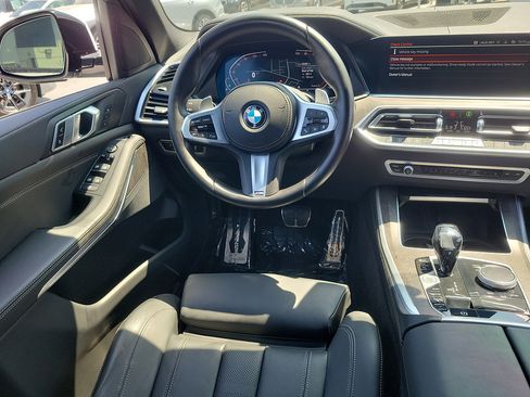 Used 2022 BMW X5 sDrive40i w/ M Sport Package RWD image 10
