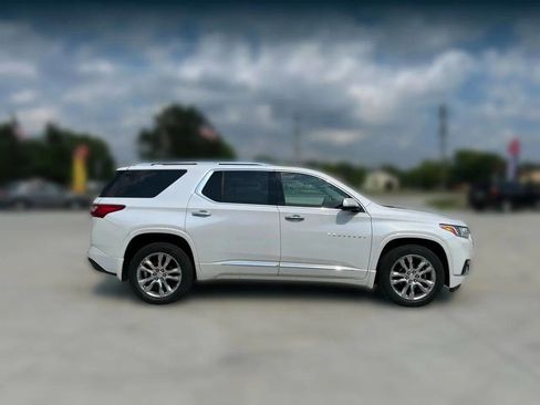 Used 2019 Chevrolet Traverse High Country w/ LPO, Floor Liner Package image 6