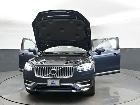 Used 2023 Volvo XC90 B6 Ultimate w/ Protection Package AWD/4WD image 56