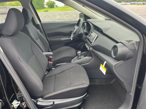 New 2025 Nissan Kicks Play S image 15