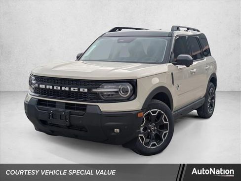 New 2025 Ford Bronco Sport Outer Banks w/ Outer Banks Tech Package+ AWD/4WD image 1