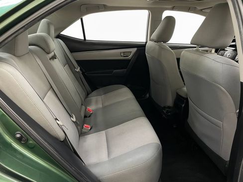 Used 2015 Toyota Corolla LE FWD image 38