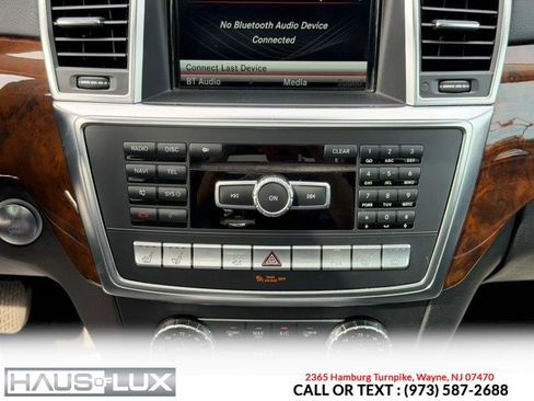 Used 2014 Mercedes-Benz GL 550 4MATIC w/ Driver Assistance Package image 26