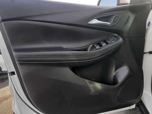 Used 2025 Buick Encore GX Preferred image 14