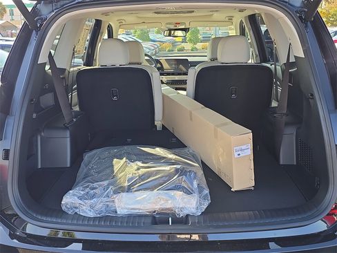 New 2025 Kia Telluride EX w/ EX Captain's Chair Package image 12