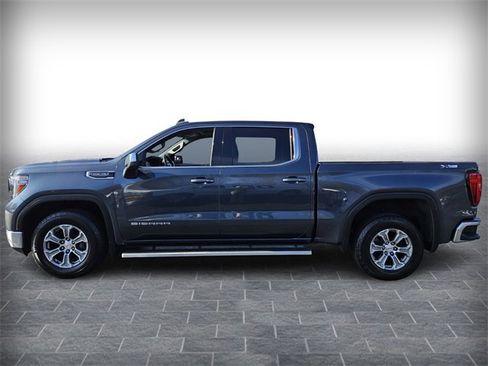 Used 2020 GMC Sierra 1500 SLE w/ SLE Value Package image 4