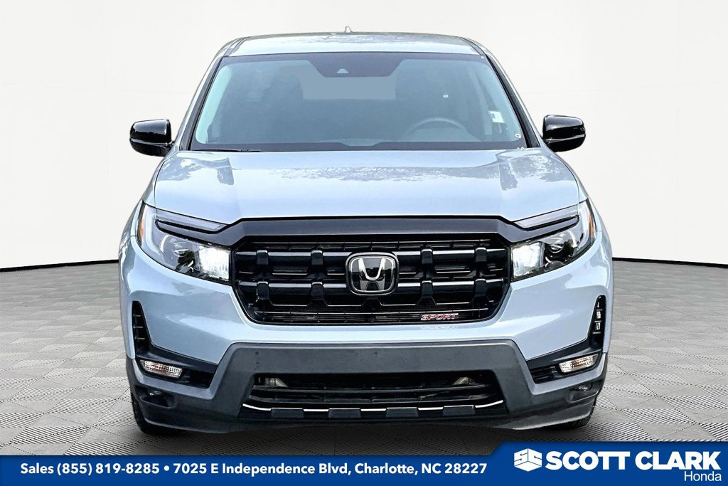Used 2024 Honda Ridgeline Sport image 2