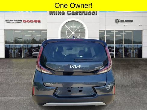 Used 2024 Kia Soul LX w/ Option Group 015 FWD image 5