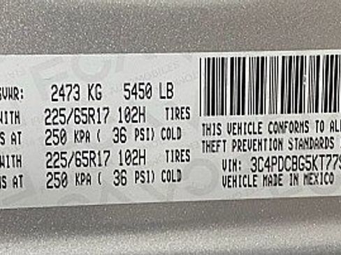 Used 2019 Dodge Journey SE image 26