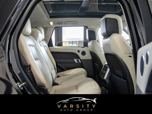 Used 2018 Land Rover Range Rover Sport HSE image 17