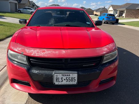 Used 2016 Dodge Charger SXT w/ Plus Group RWD image 4