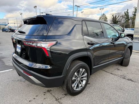 New 2026 Chevrolet Equinox LT image 4