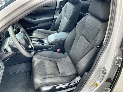Certified 2025 Honda Accord LX image 19