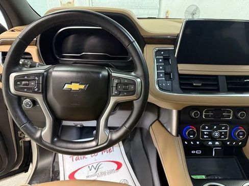 Used 2024 Chevrolet Tahoe Premier w/ Premium Package image 18