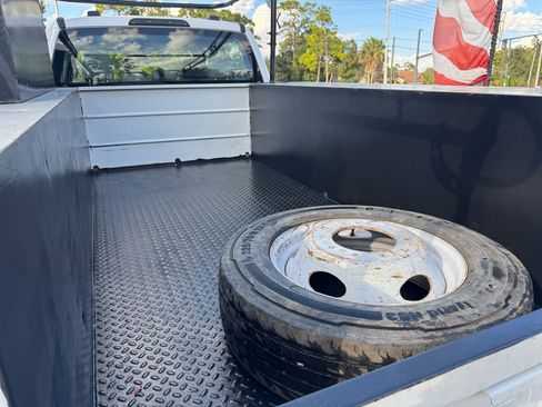 Used 2021 Ford F450 XL w/ Power Equipment Group image 19