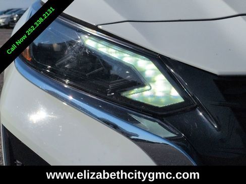 Used 2025 Nissan Altima 2.5 SV FWD image 10
