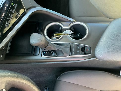 Certified 2023 Toyota Camry LE image 15