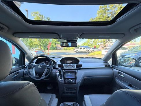 Used 2016 Honda Odyssey EX-L image 22