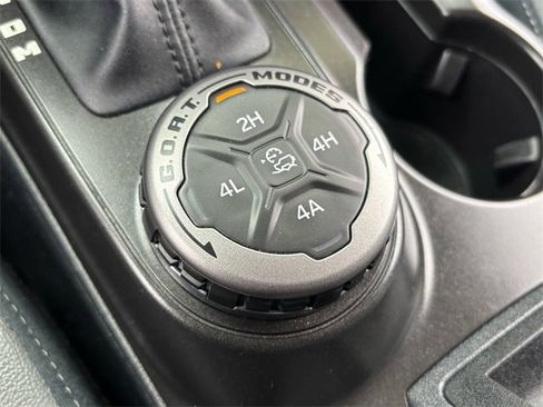 Used 2023 Ford Bronco Outer Banks image 28
