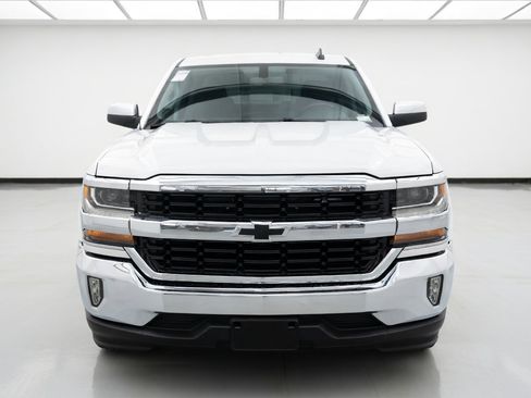 Used 2018 Chevrolet Silverado 1500 LT w/ All Star Edition RWD image 2