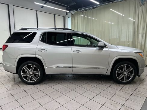 Used 2019 GMC Acadia Denali w/ Technology Package image 3