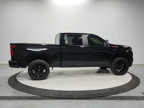 Used 2022 Chevrolet Silverado 1500 RST w/ Z71 Off-Road Package AWD/4WD image 8