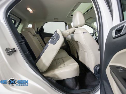 Used 2018 Ford EcoSport Titanium w/ Titanium Cold Weather Package AWD/4WD image 37