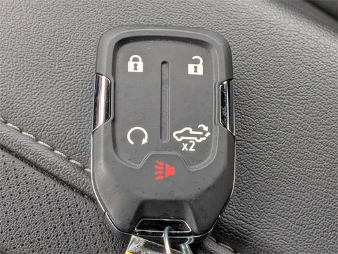 Used 2020 Chevrolet Silverado 2500 High Country w/ Technology Package image 34