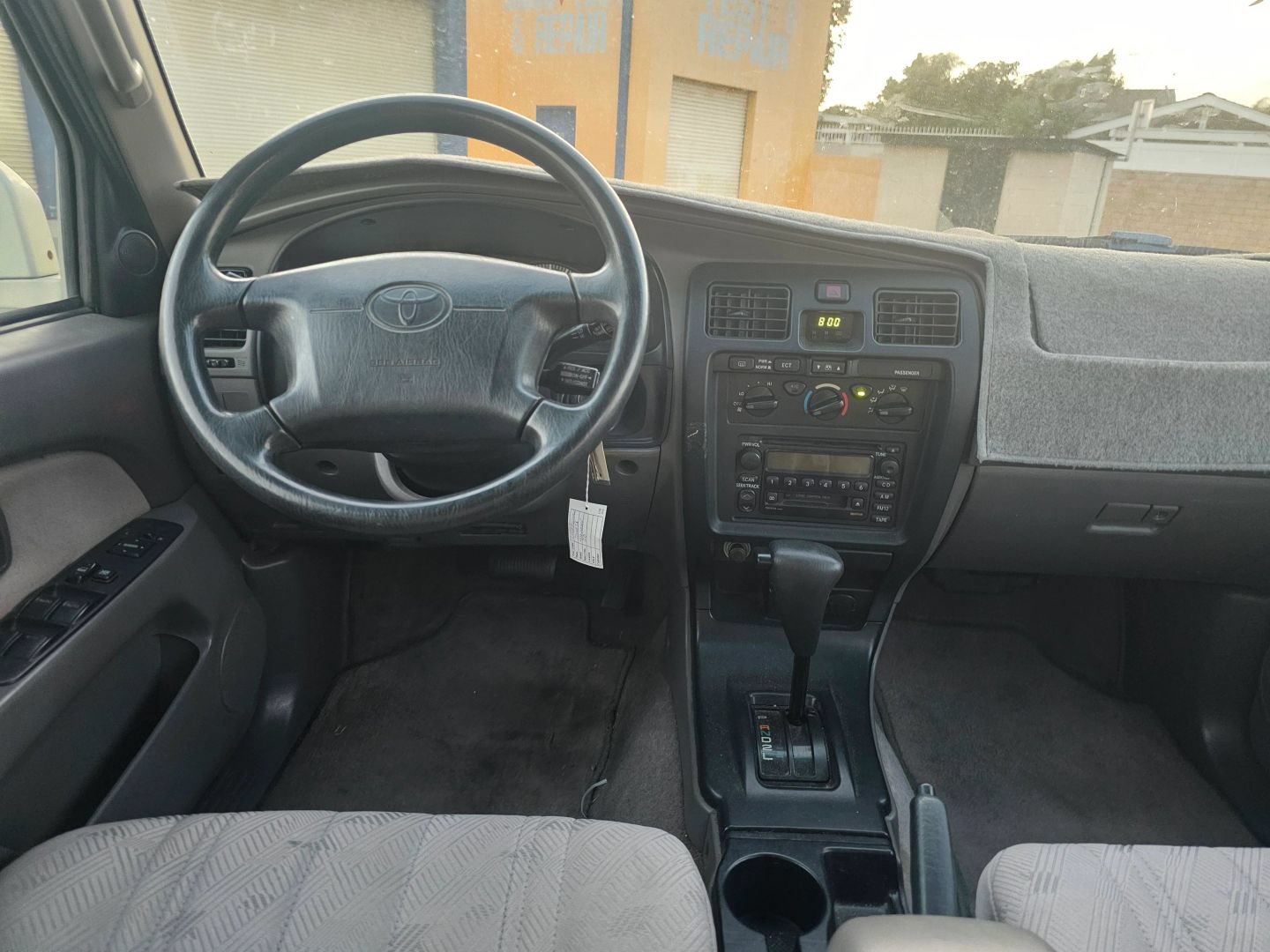 Used 2002 Toyota 4Runner SR5 RWD image 19