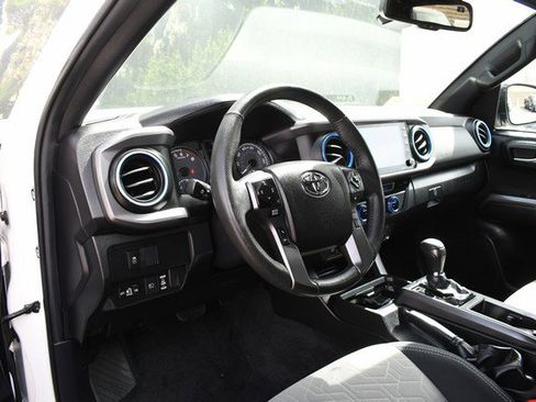 Used 2021 Toyota Tacoma TRD Off-Road w/ Technology Package image 14