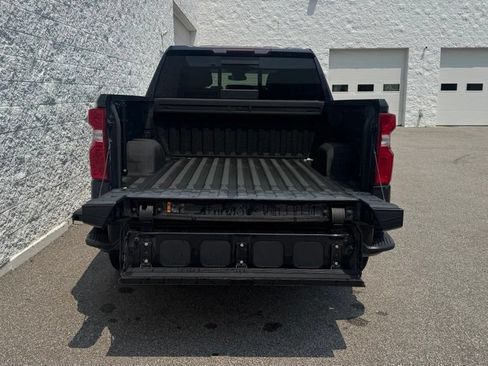 Used 2022 Chevrolet Silverado 1500 RST w/ Convenience Package II AWD/4WD image 5